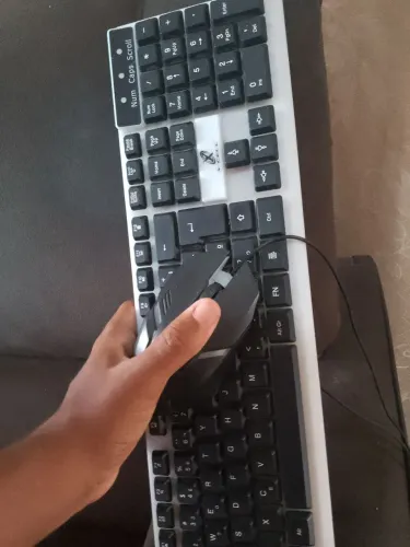 Teclado e mouse gamer