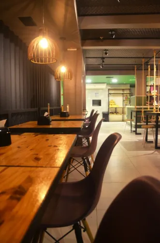 Passo ponto comercial que pode ser uma, loja de Açaí, Pizzaria, Restaurante, Hamburgueria