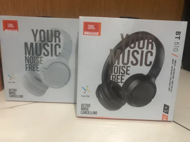 Fones bluetooth da jbl 