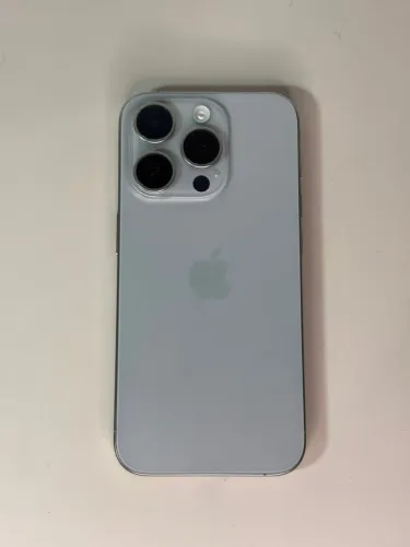 iPhone 15 pro titânio 128GB