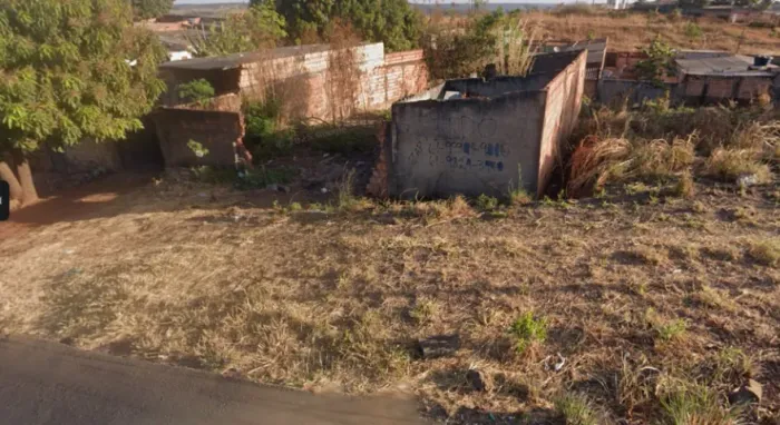 Lote Terreno 360m2 em Lunabel 3-C Novo Gama-GO