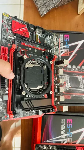 Placa mãe machinist x99 rs9 lga 2011-3