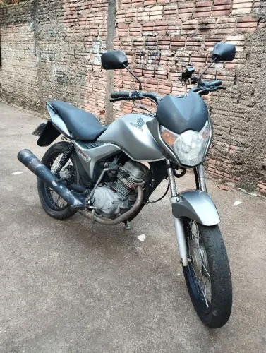 Vendo Titan 150 ks carburada, pedal C/carretinha ou sem