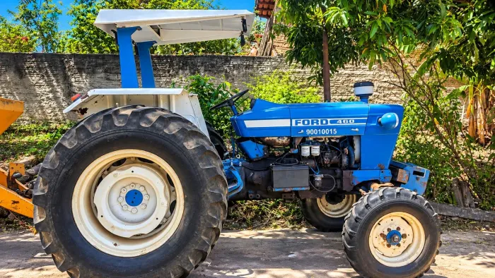 Ford 4600. Direção hidráulica contra peso