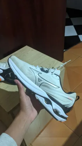 Mizuno Wave Dynasty 7 Arenito 