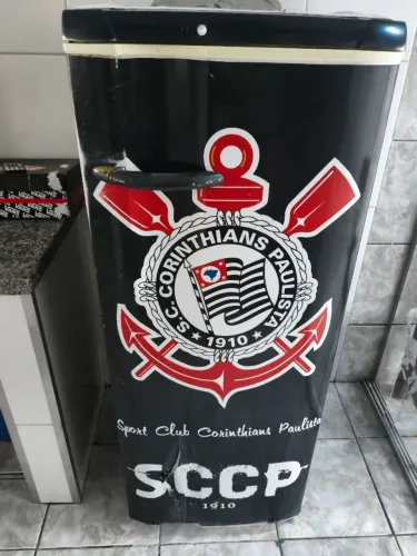 Geladeira eletrolux em ótimo estado