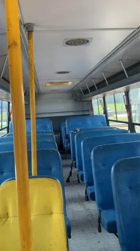 Ônibus  escolar  motor man carroceria marcopolo 