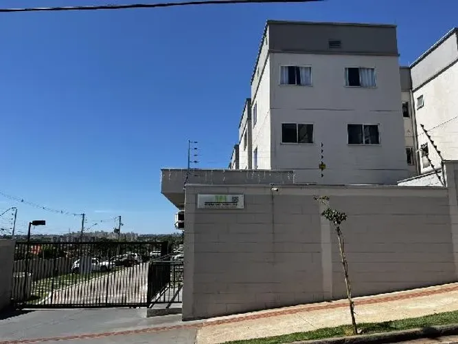 Imóvel com grande valor Apartamento no Conjunto Habitacional Violim, Londrina - PR, Apto