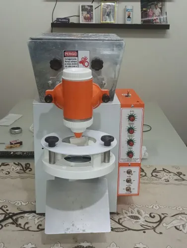 Máquina de salgados 