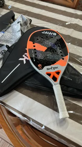 Raquete de Beach Tenis Shark Jaws Pro