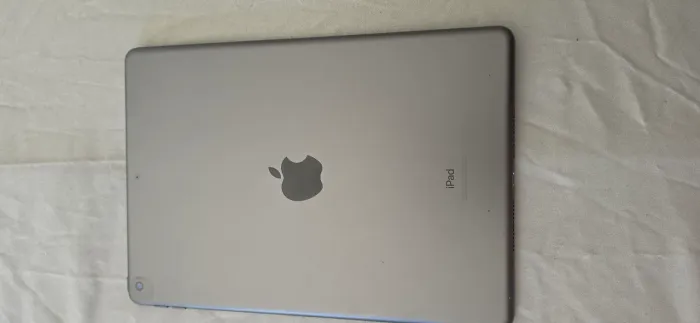 iPad 8ª Geração 128GB Wi-Fi - Excelente Estado<br>R$ 2.000 (valor negociável)