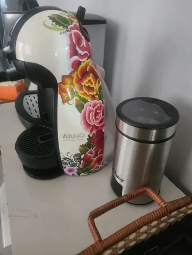 Cafeteira Dolce Gusto Adriana Barra