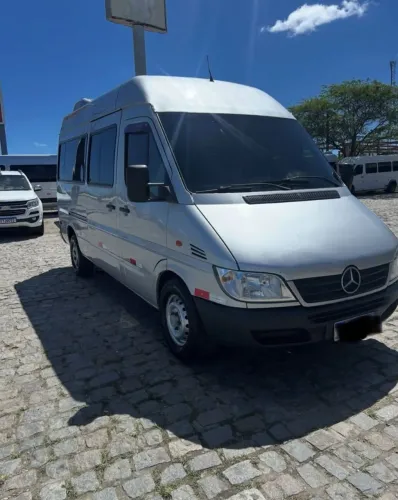 Van à venda pelo parcelamento/ Vitória da Conquista BA
