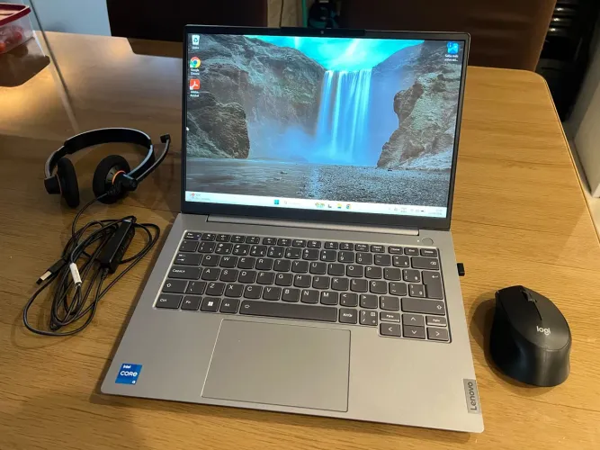 ThinkBook Lenovo 14 G6 IRL seminovo