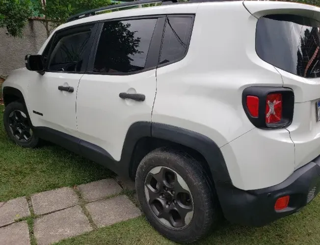 Jeep Renegade STD 1.8 4X2 Flex 16V AUT 2021