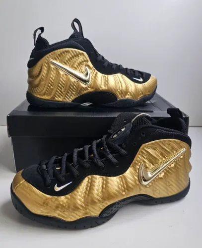 Nike air foamposite pro, tamanho 41,comprei dos Estados Unidos, tênis novo com caixa 