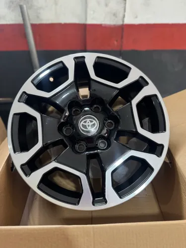 Roda Aro 17 6x139 Hilux (instalação grátis)