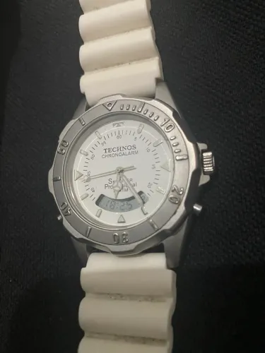 Technos Skydiver White