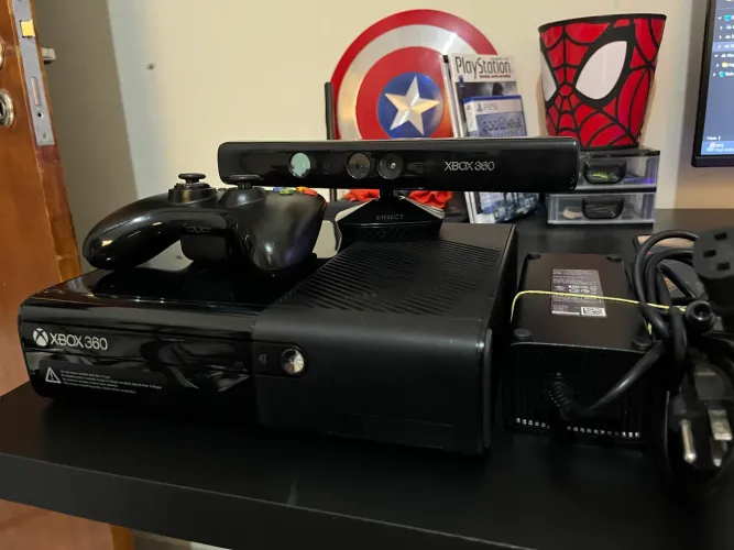 Xbox 360 bloqueado tudo original !