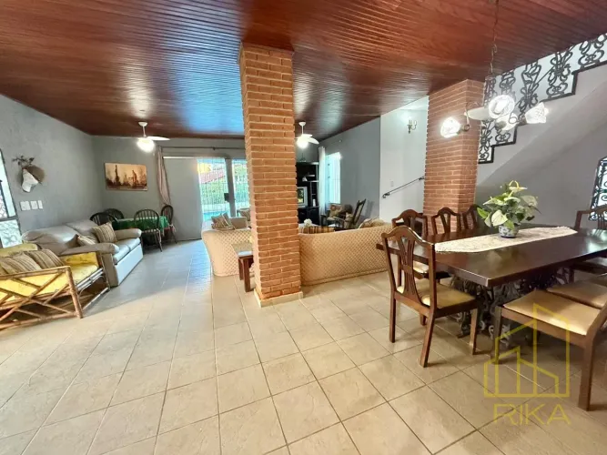 Casa para Locação em Guarujá, Jardim Virgínia, 4 dormitórios, 2 suítes, 5 banheiros, 3 vag