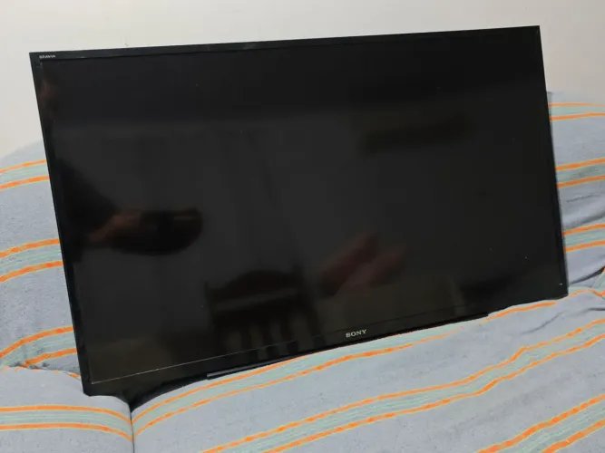 Tv Sony 40"  kdl-40r355b(c) NÃO LIGA defeito na placa principal 