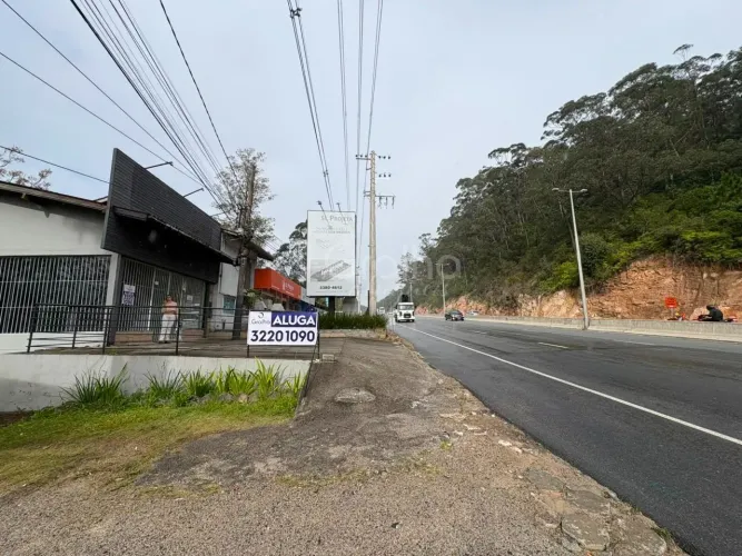 Loja comercial na SC 401