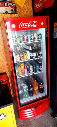 Expositora grande para bebidas