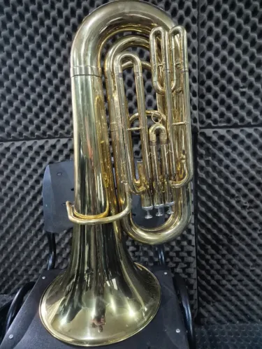 Tuba WERIL 3/4 3 Pistos Laqueada Sib (usado)