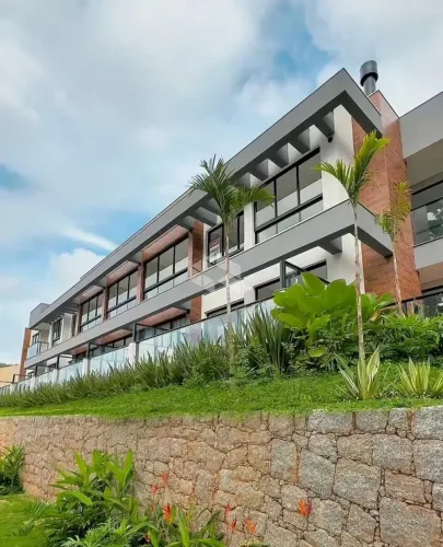 Studio á venda em Cacupé, Florianópolis SC.