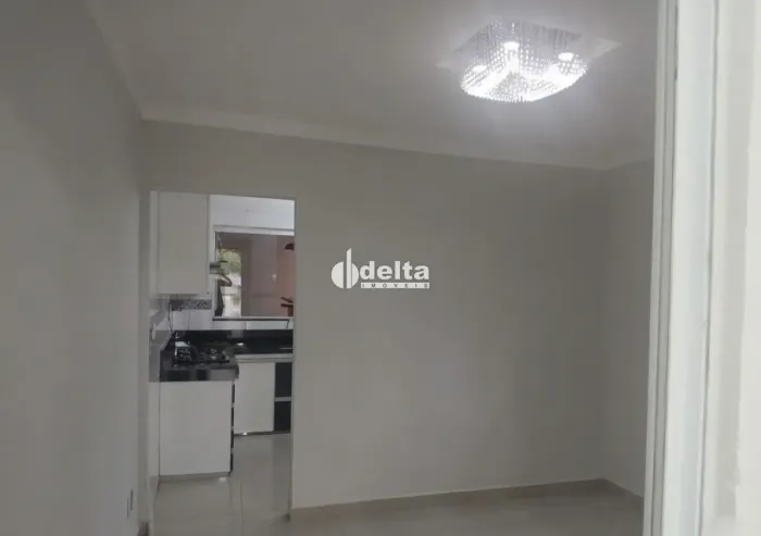 Casa em condomínio com 3 quartos sendo 1 suíte disponível para venda no bairro Aclimação e
