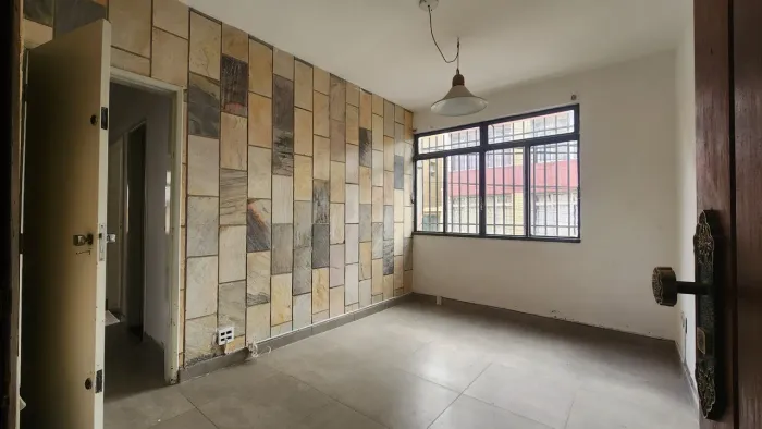2 quartos, 2 suites,para reforma