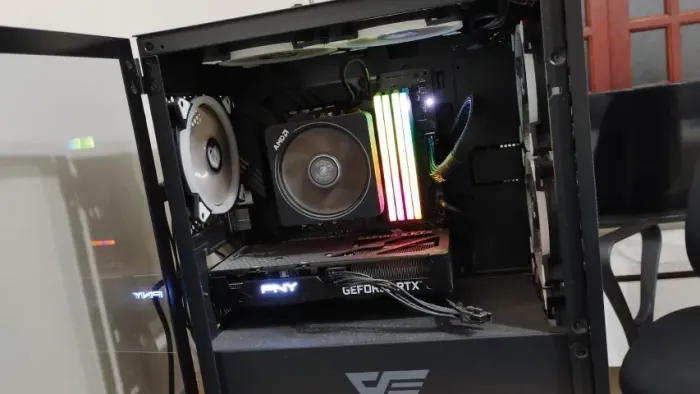 COMPUTADOR GAMER + RTX 3060 TI + RYZEN 5 5500 + 32GB DE RAM + TUF b450m PRO S APENAS VENDA