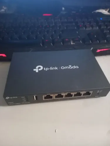 Roteador VPN Gigabit TP-Link Omada ER605 Multi-WAN Balanceamento de Carga