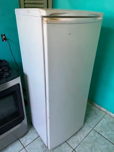 Geladeira eletrolux