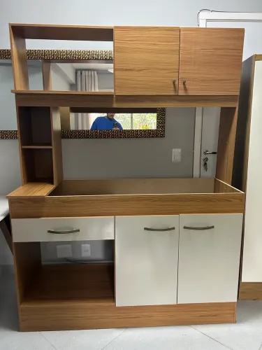 Armário de Cozinha Compacto - Usado em Bom Estado
