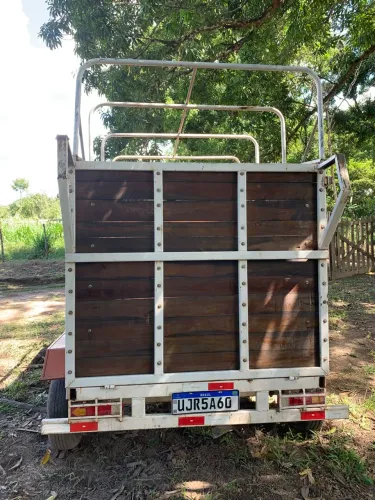 Carretinha pra 2 cavalos