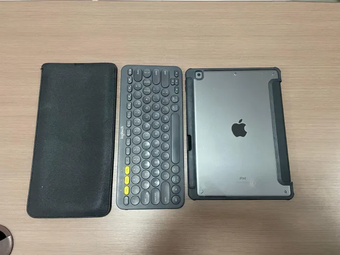 Kit Apple: iPad 9 64GB + Apple Watch SE 2ª Geração