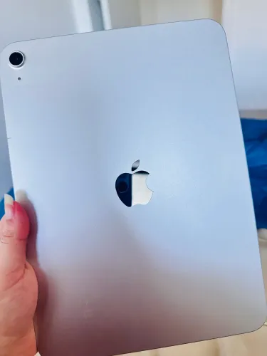 iPad (Wi-Fi, 128 GB) - Prateado (A16)