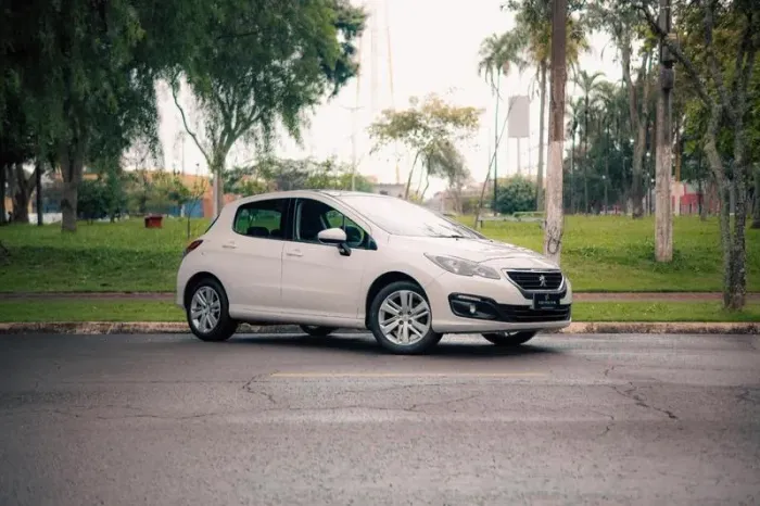 Peugeot 308 Allure 2.0 Flex 16V 5P Aut. 2016