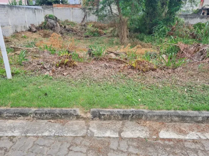 Terreno com com 250 m² e projeto aprovado na Ilha de Guaratiba. Condominio bosque da ilha