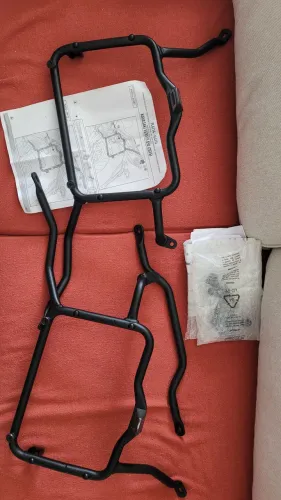 Suporte para baús laterais Versys 650
