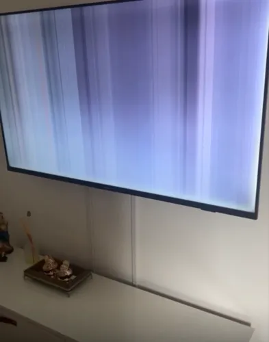 Televisão - 50 polegadas - NÃO FUNCIONA