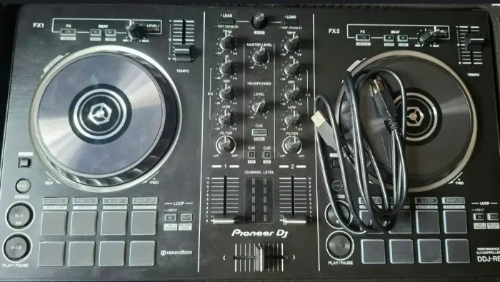 Controladora Ddj Rb