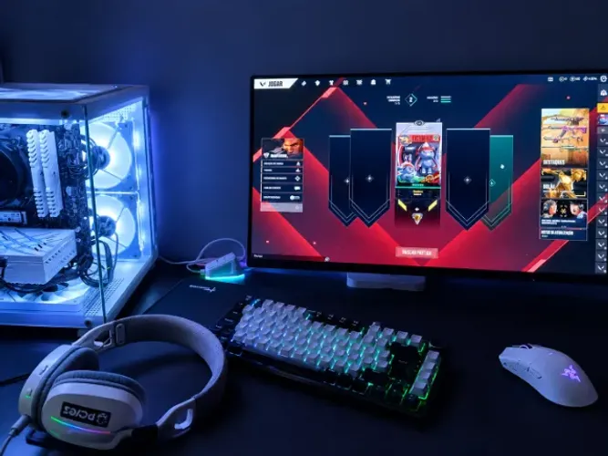 Pc gamer, Ryzen5 5500, RX580, 16gb Ram, NVME 500G.