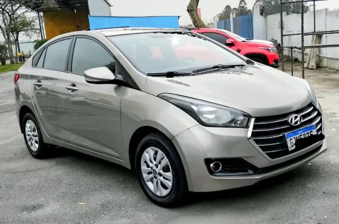 Hyundai HB20S Comfort Plus 1.0 TB Flex 12V Mec. 2018