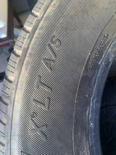 Pneu 265 65 R 17 Michelin XLT  A/S