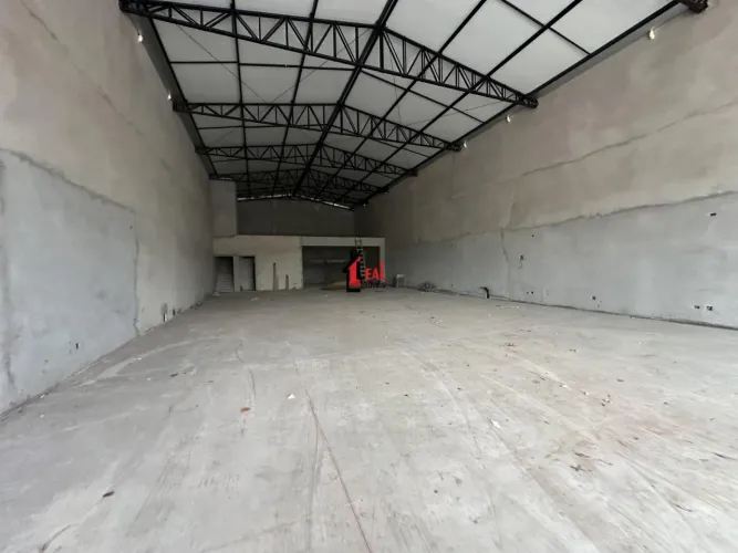 Salão Comercial para Locação em Presidente Prudente, NOVO BONGIOVANI, 2 banheiros, 2 vagas