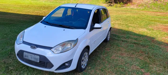 Ford Fiesta SE 1.0 8V Flex 5P 2014
