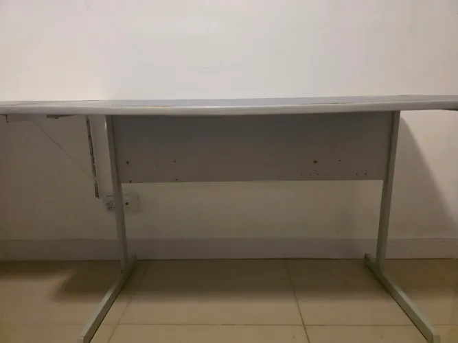 Mesa de escritório doação