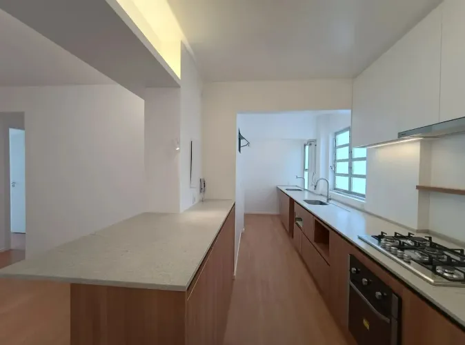 Apartamento com 3 dormitórios no centro